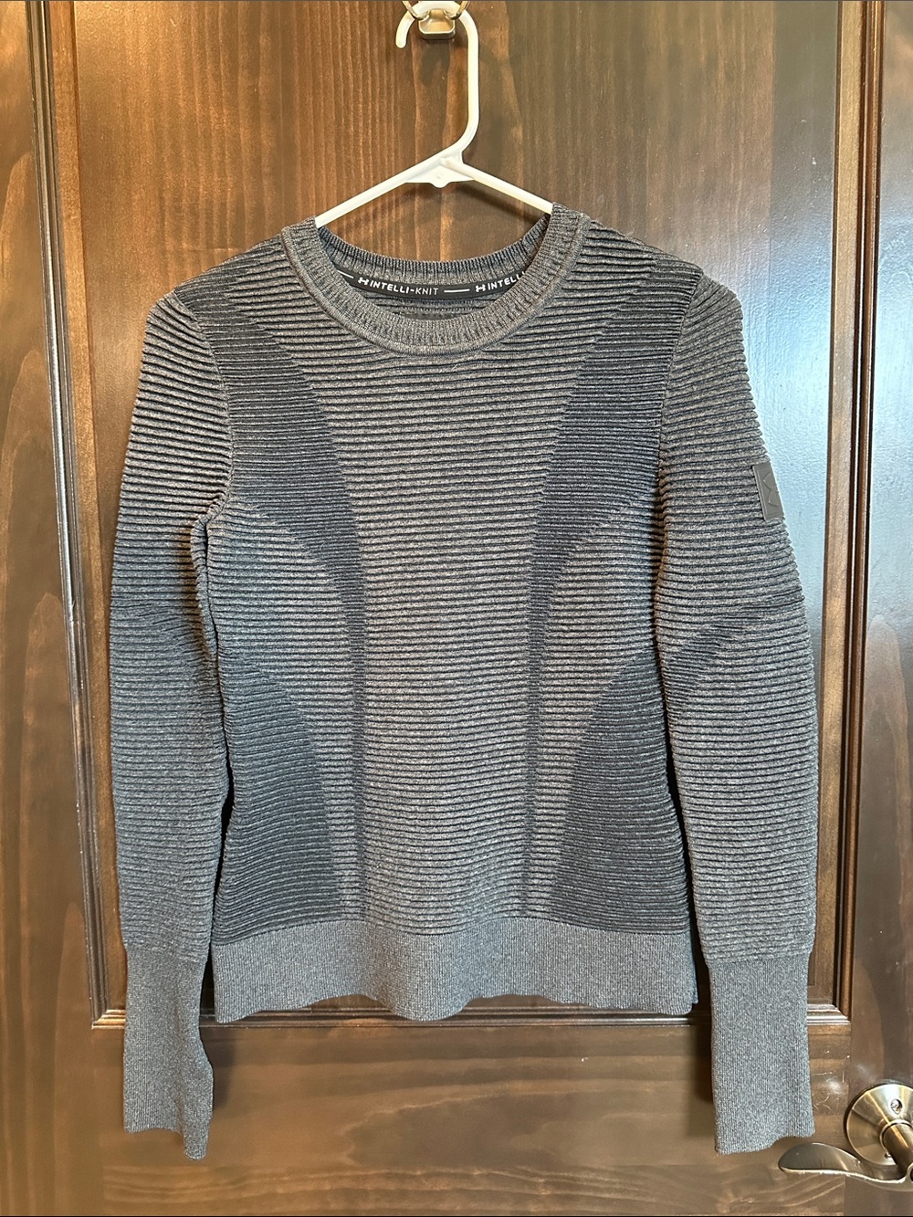 Women’s Under Armour Gray Ribbed Intelli Knit Crewneck Sweater XS
